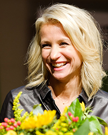 Dionne Stax